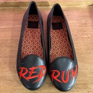 Redrum Flats